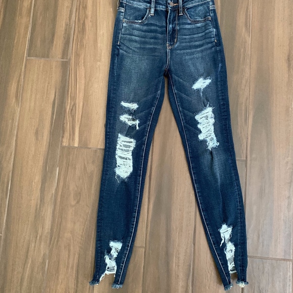 American Eagle Outfitters Denim - Brand New American Eagle Ripped Jeans